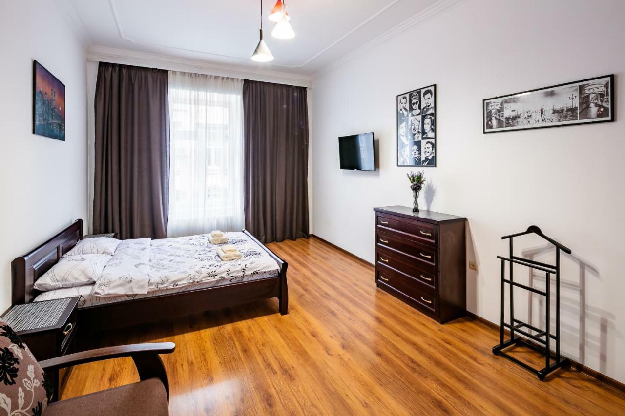 Bv Apartments Exquisite 리비프 외부 사진