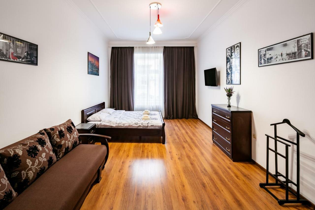 Bv Apartments Exquisite 리비프 외부 사진